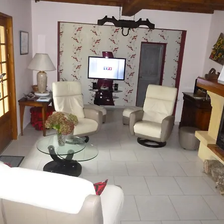 Hébergement de vacances Maison De Macou 2 *